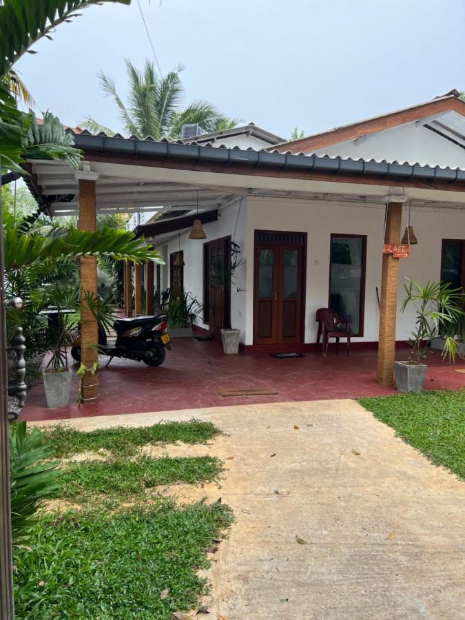 Jungle Villa Ahangama Exterior photo
